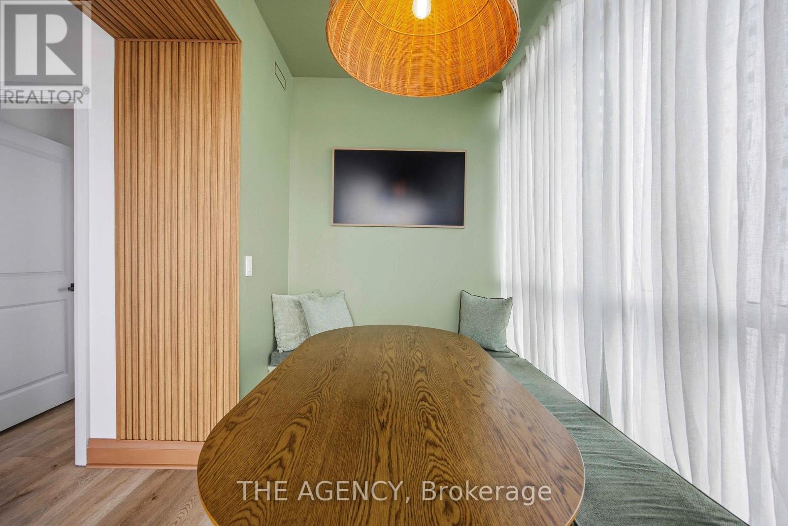 1104 - 1185 The Queensway, Toronto (islington-city Centre West), Ontario