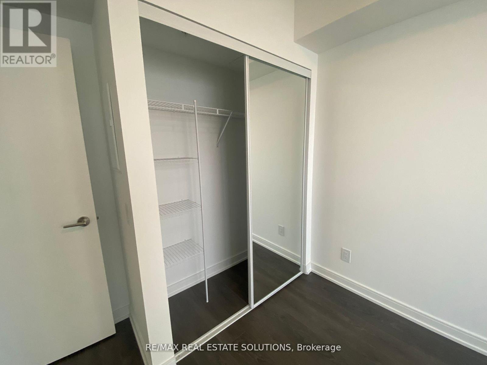 1611 - 30 Samuel Wood Way, Toronto (islington-city Centre West), Ontario