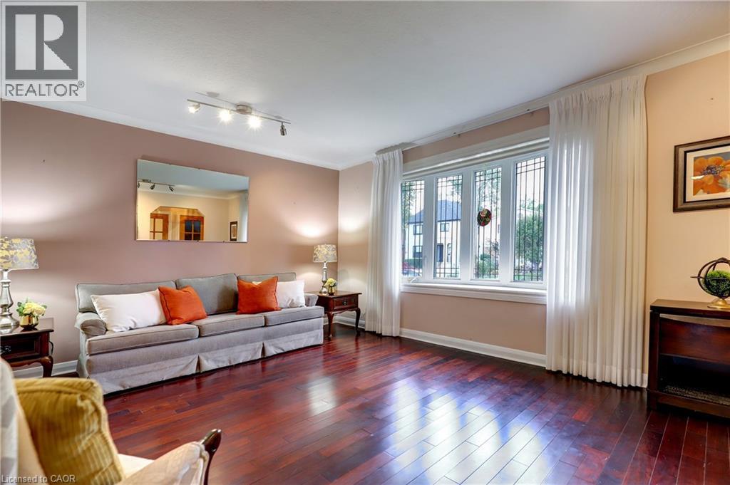 56 Cynthia Road, Toronto, Ontario