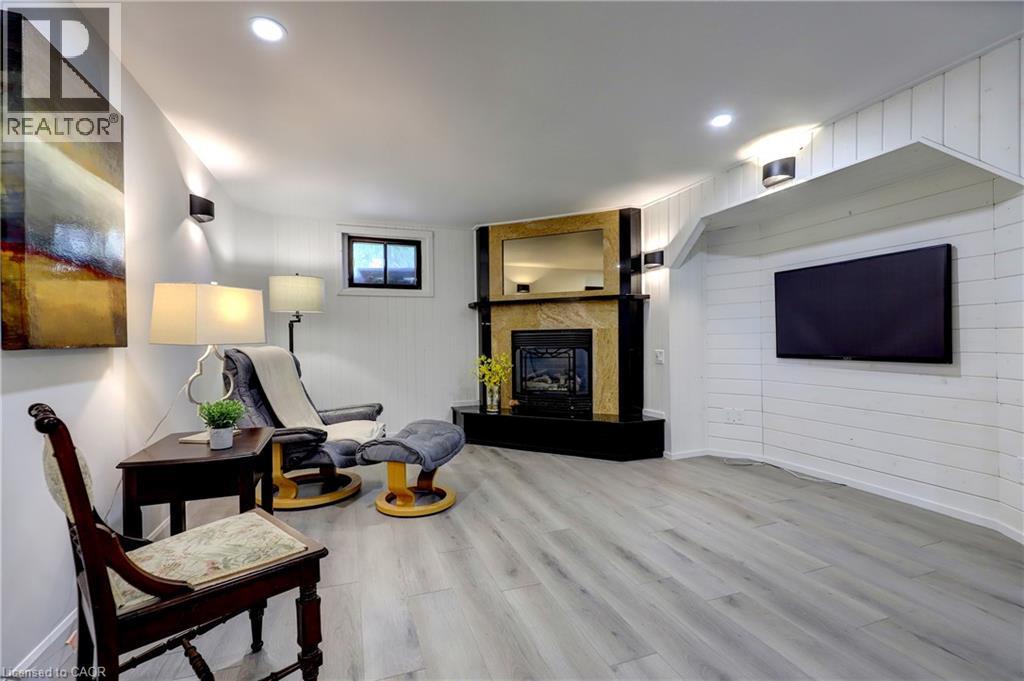 56 Cynthia Road, Toronto, Ontario