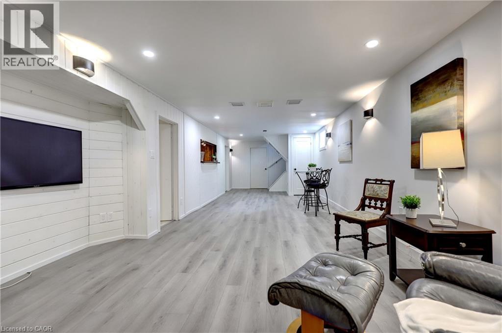 56 Cynthia Road, Toronto, Ontario