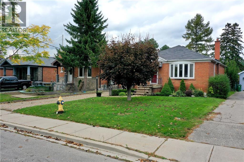 56 Cynthia Road, Toronto, Ontario