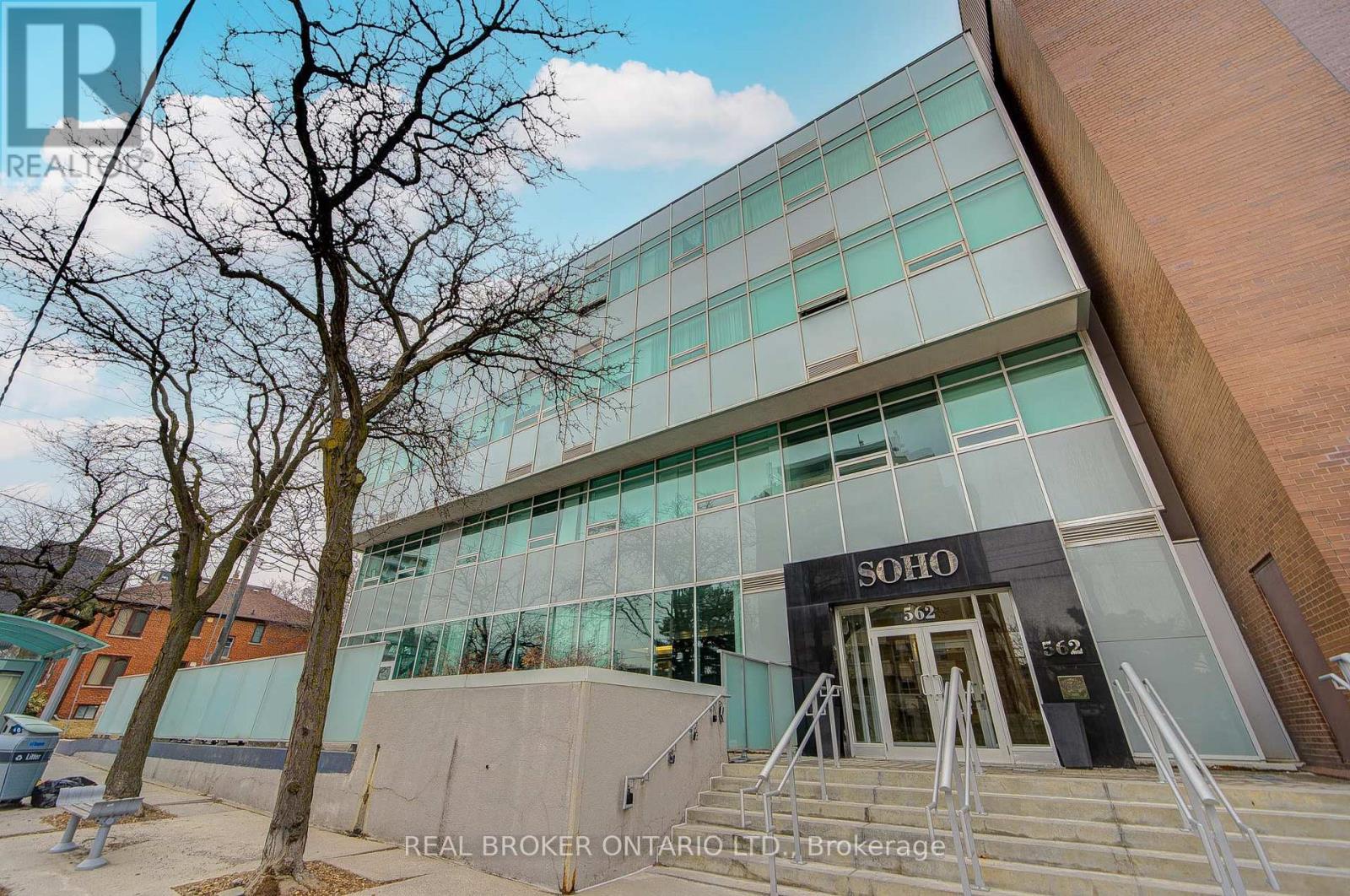 406 - 562 Eglinton Avenue E, Toronto (mount Pleasant East), Ontario