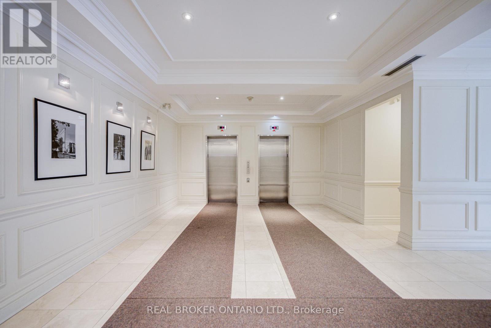 406 - 562 Eglinton Avenue E, Toronto (mount Pleasant East), Ontario