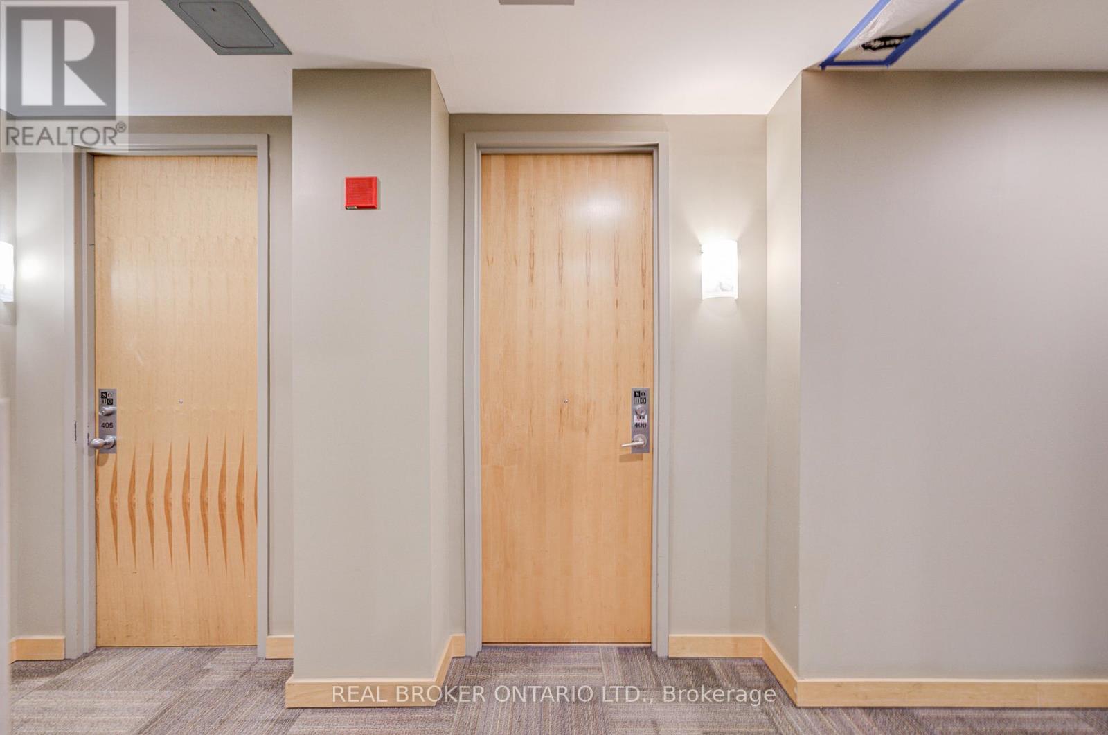 406 - 562 Eglinton Avenue E, Toronto (mount Pleasant East), Ontario