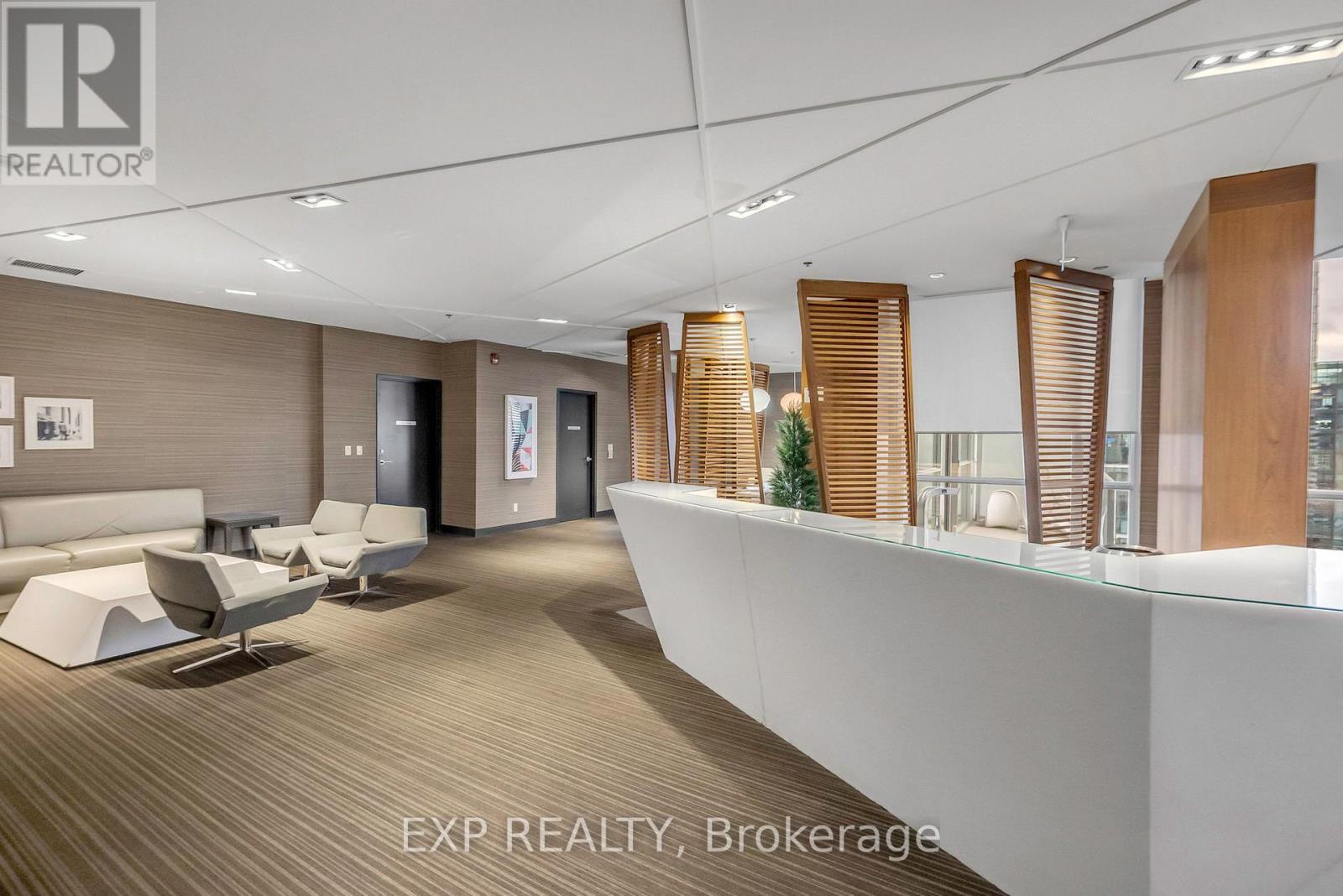 2021 - 352 Front Street W, Toronto (waterfront Communities), Ontario