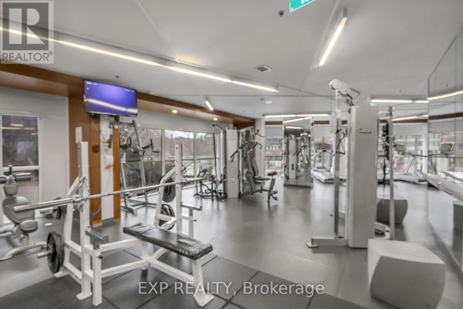 2021 - 352 Front Street W, Toronto (waterfront Communities), Ontario