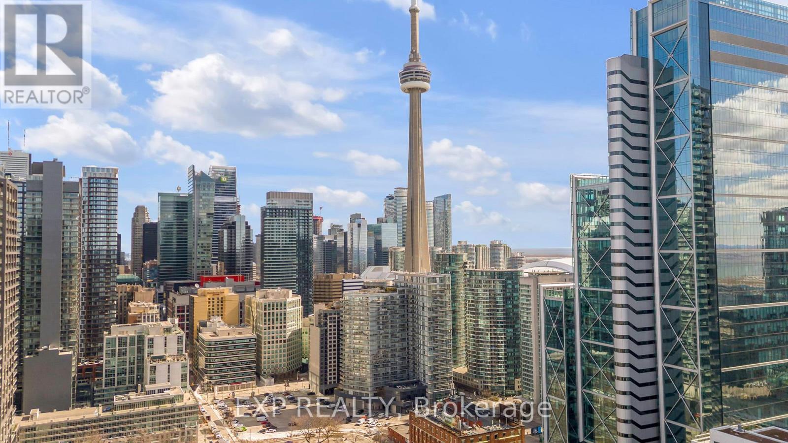 2021 - 352 Front Street W, Toronto (waterfront Communities), Ontario