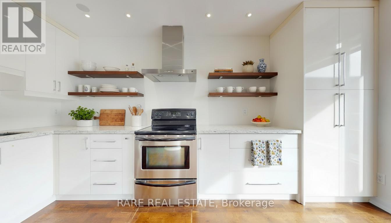 802 - 66 Portland Street, Toronto (waterfront Communities), Ontario