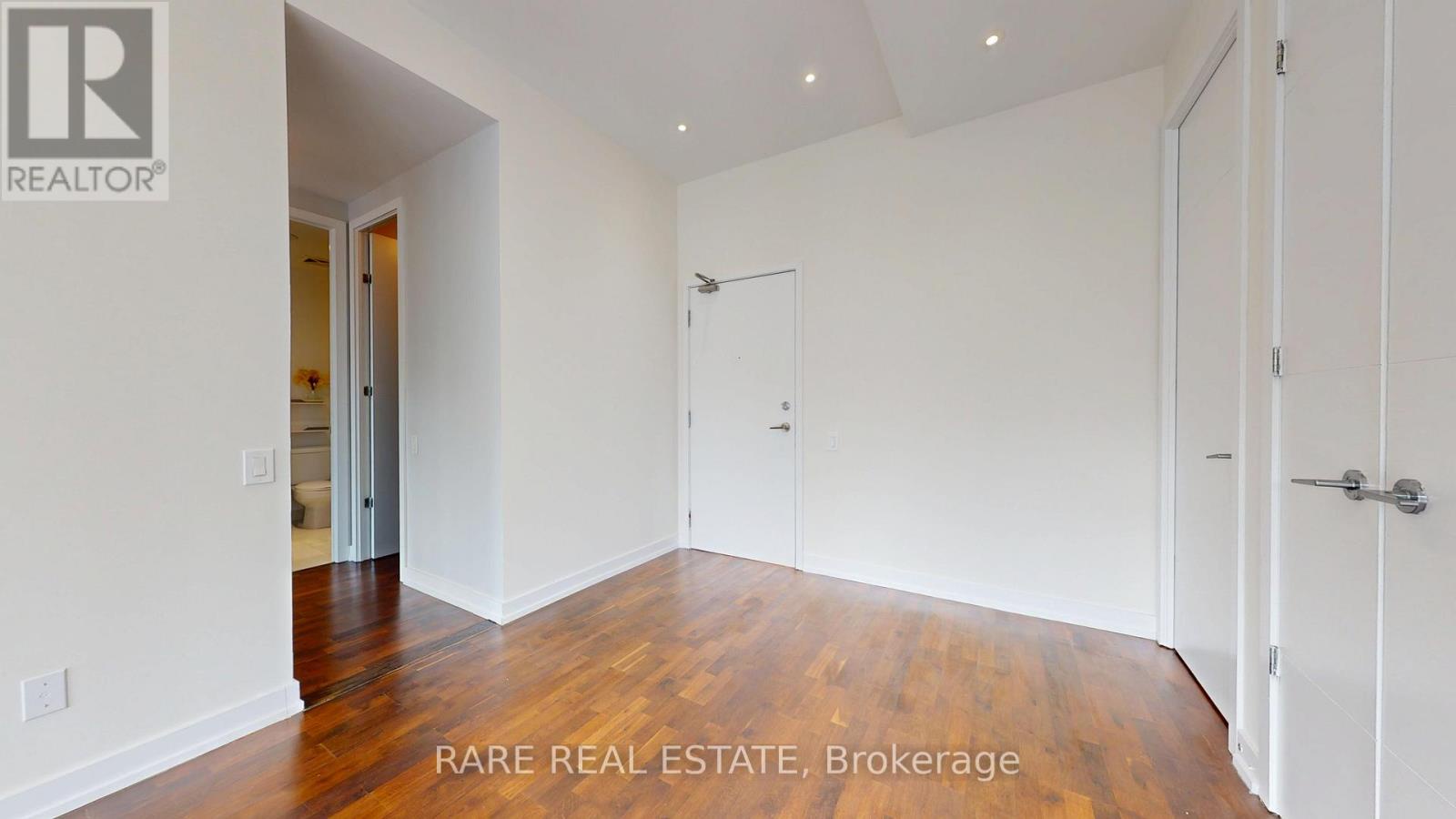 802 - 66 Portland Street, Toronto (waterfront Communities), Ontario