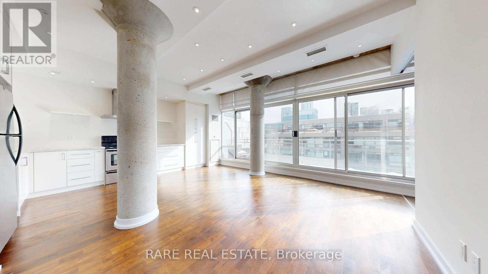 802 - 66 Portland Street, Toronto (waterfront Communities), Ontario