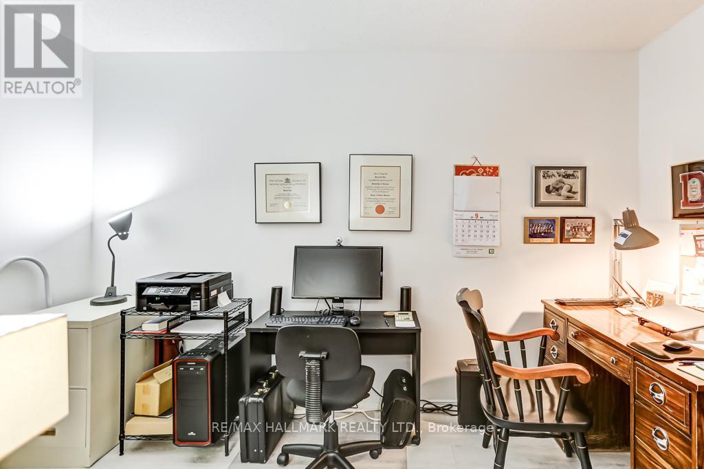 911 - 230 King Street E, Toronto (moss Park), Ontario