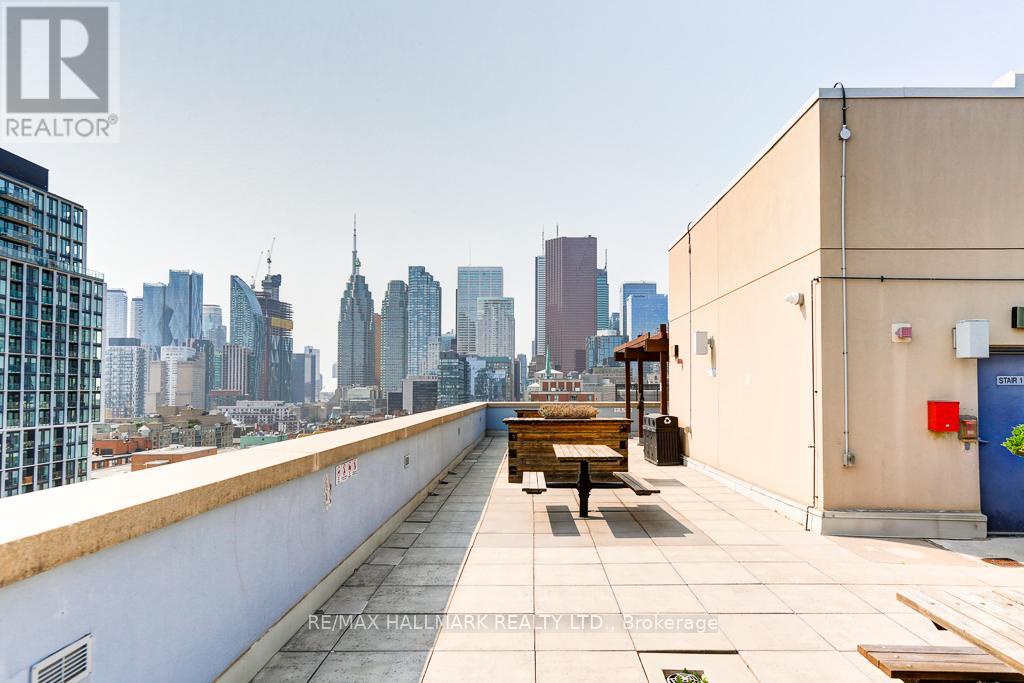 911 - 230 King Street E, Toronto (moss Park), Ontario