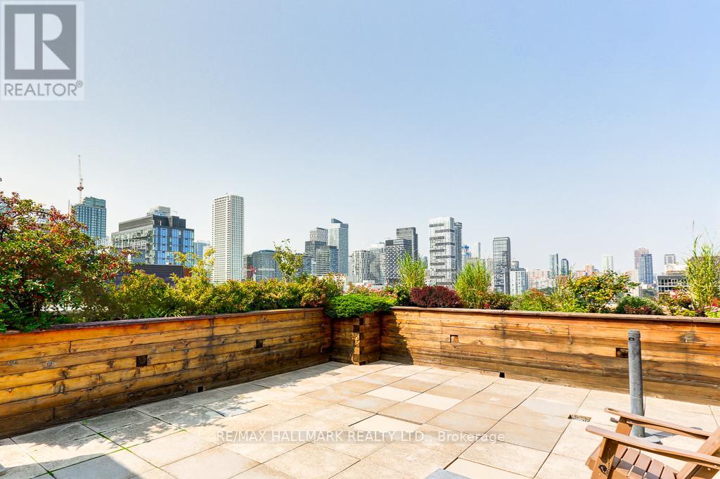 911 - 230 King Street E, Toronto (moss Park), Ontario