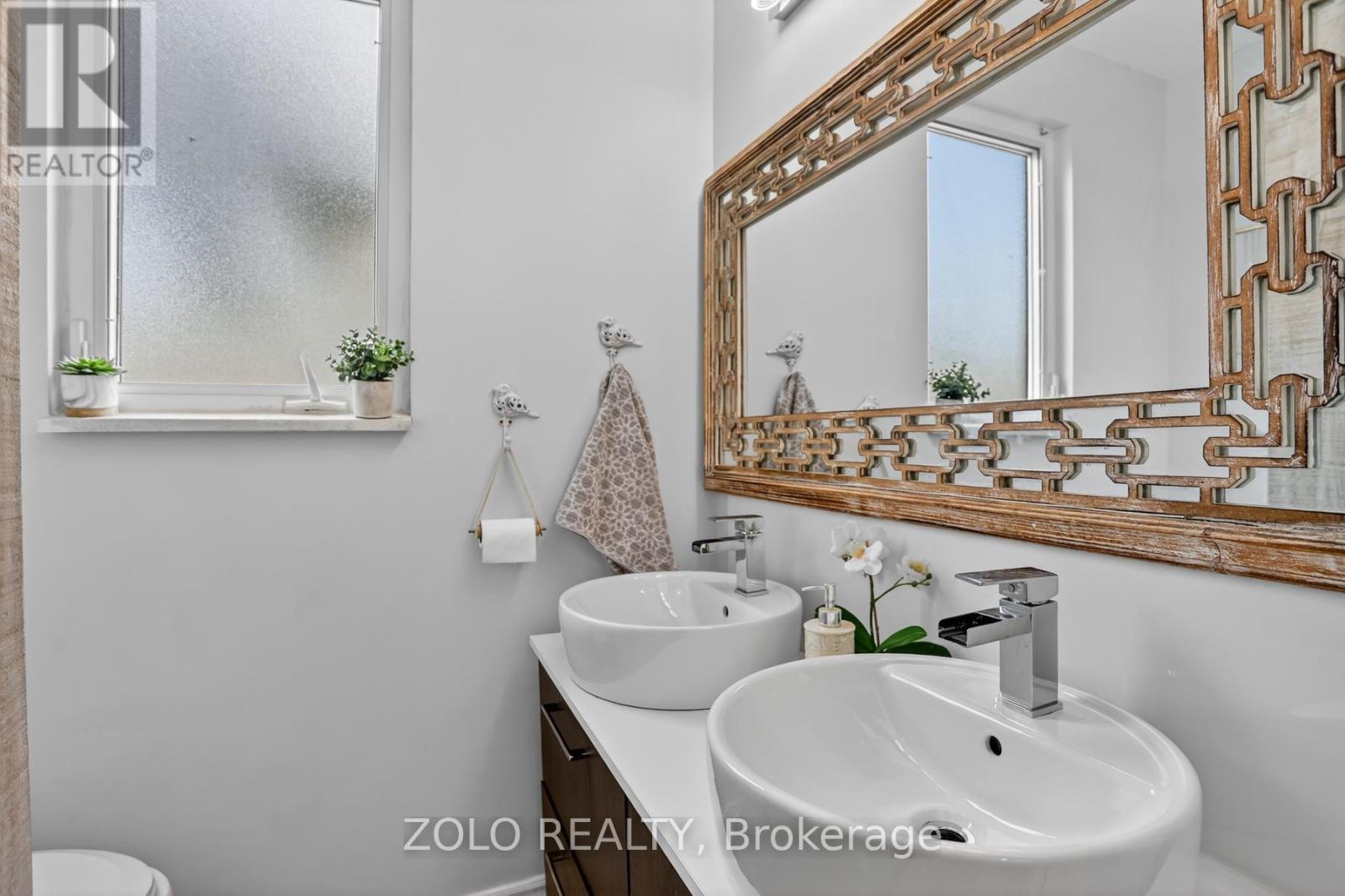 94 Hazelwood Avenue, Toronto (blake-jones), Ontario