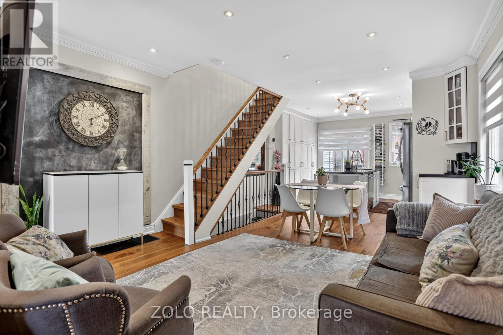 94 Hazelwood Avenue, Toronto (blake-jones), Ontario