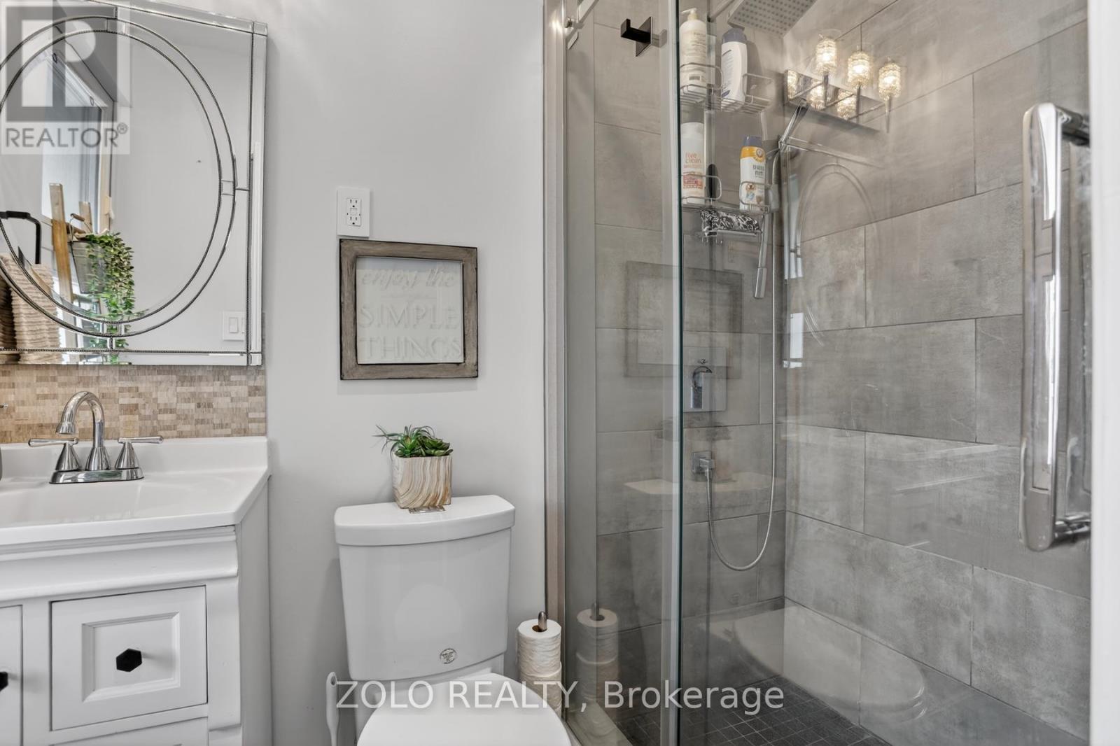 94 Hazelwood Avenue, Toronto (blake-jones), Ontario