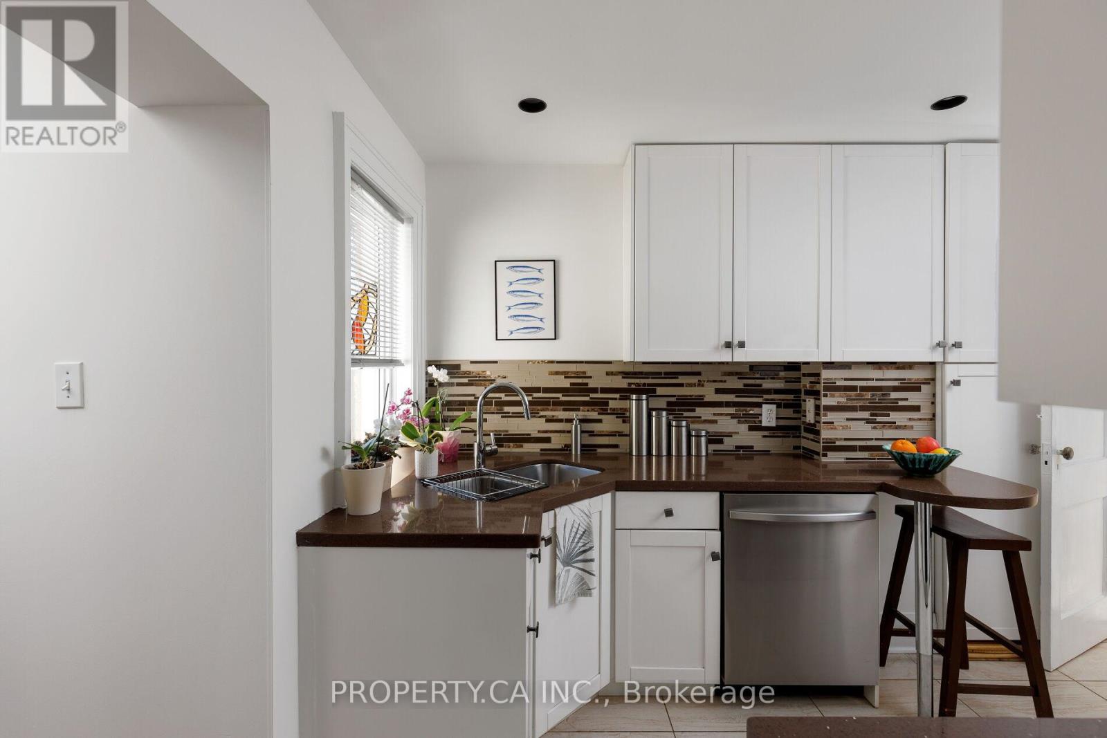 313 Monarch Park Avenue, Toronto (danforth Village-east York), Ontario