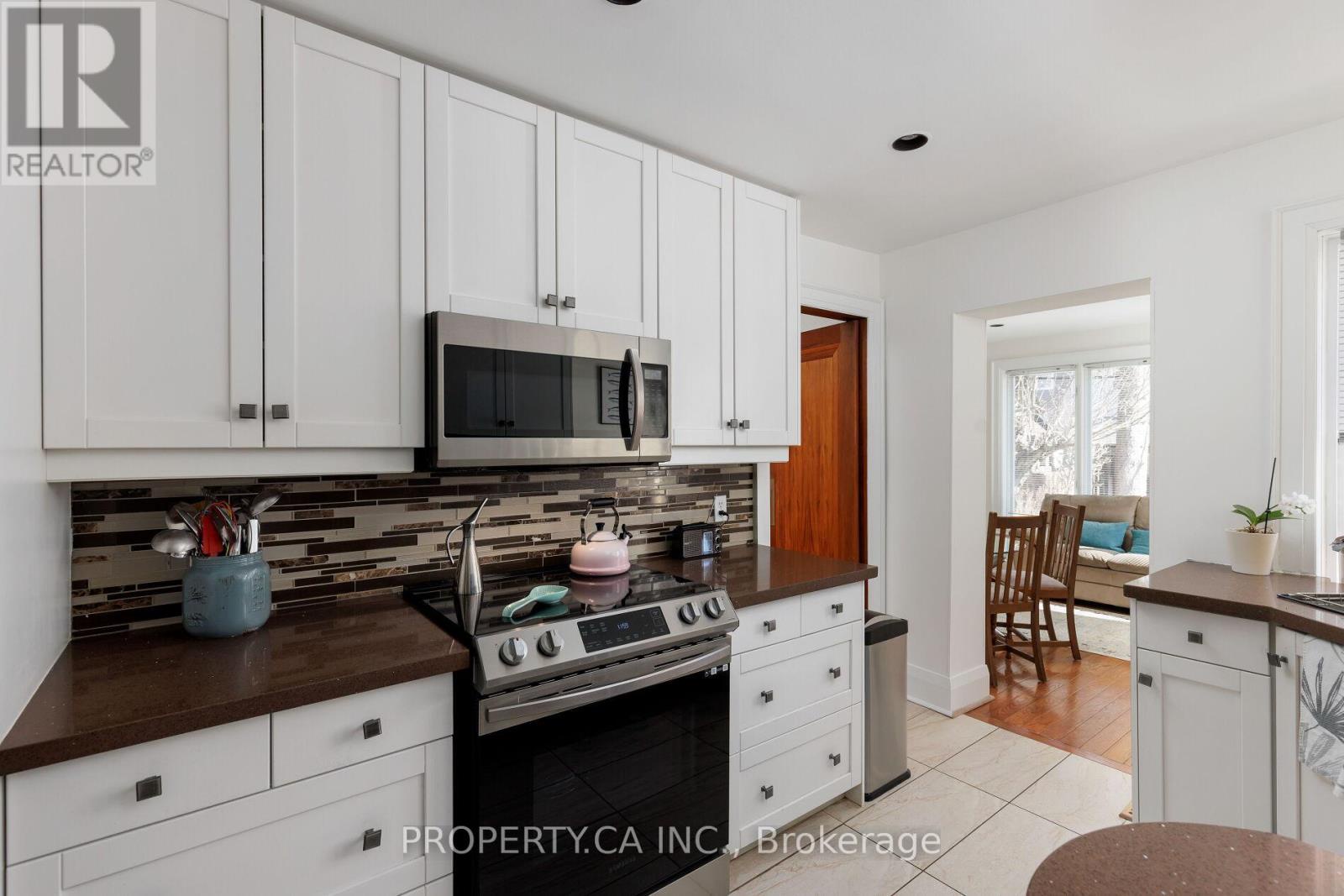 313 Monarch Park Avenue, Toronto (danforth Village-east York), Ontario