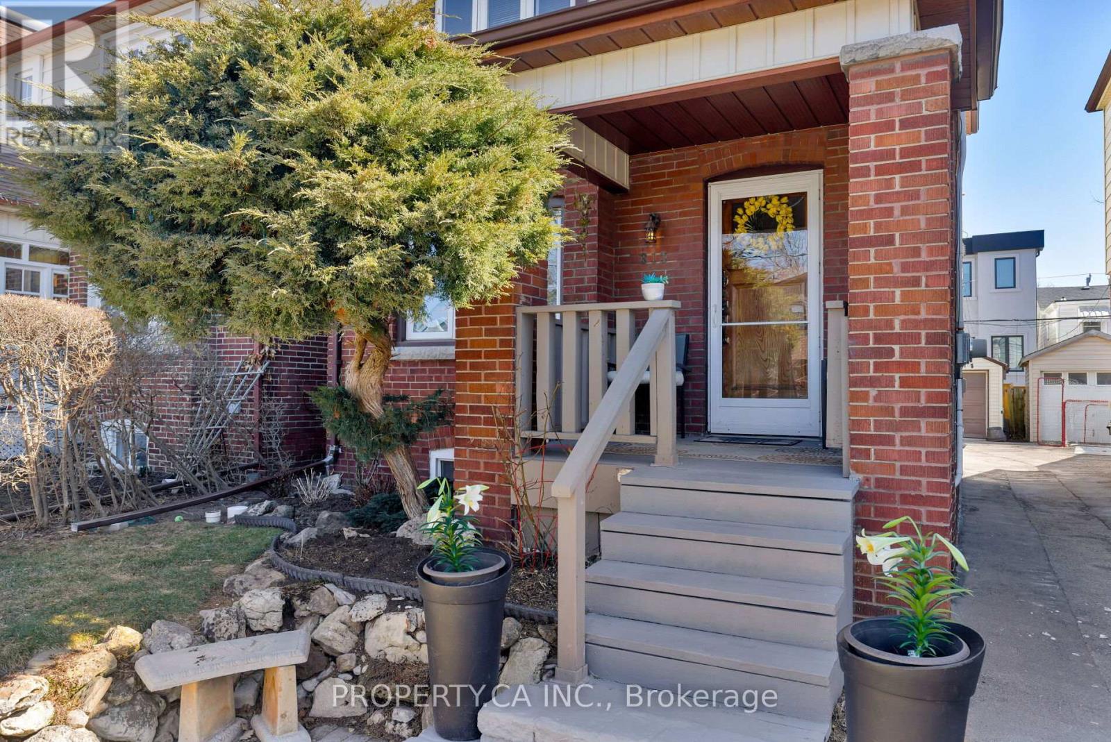 313 Monarch Park Avenue, Toronto (danforth Village-east York), Ontario