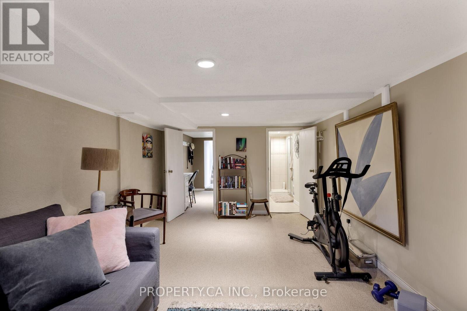 313 Monarch Park Avenue, Toronto (danforth Village-east York), Ontario