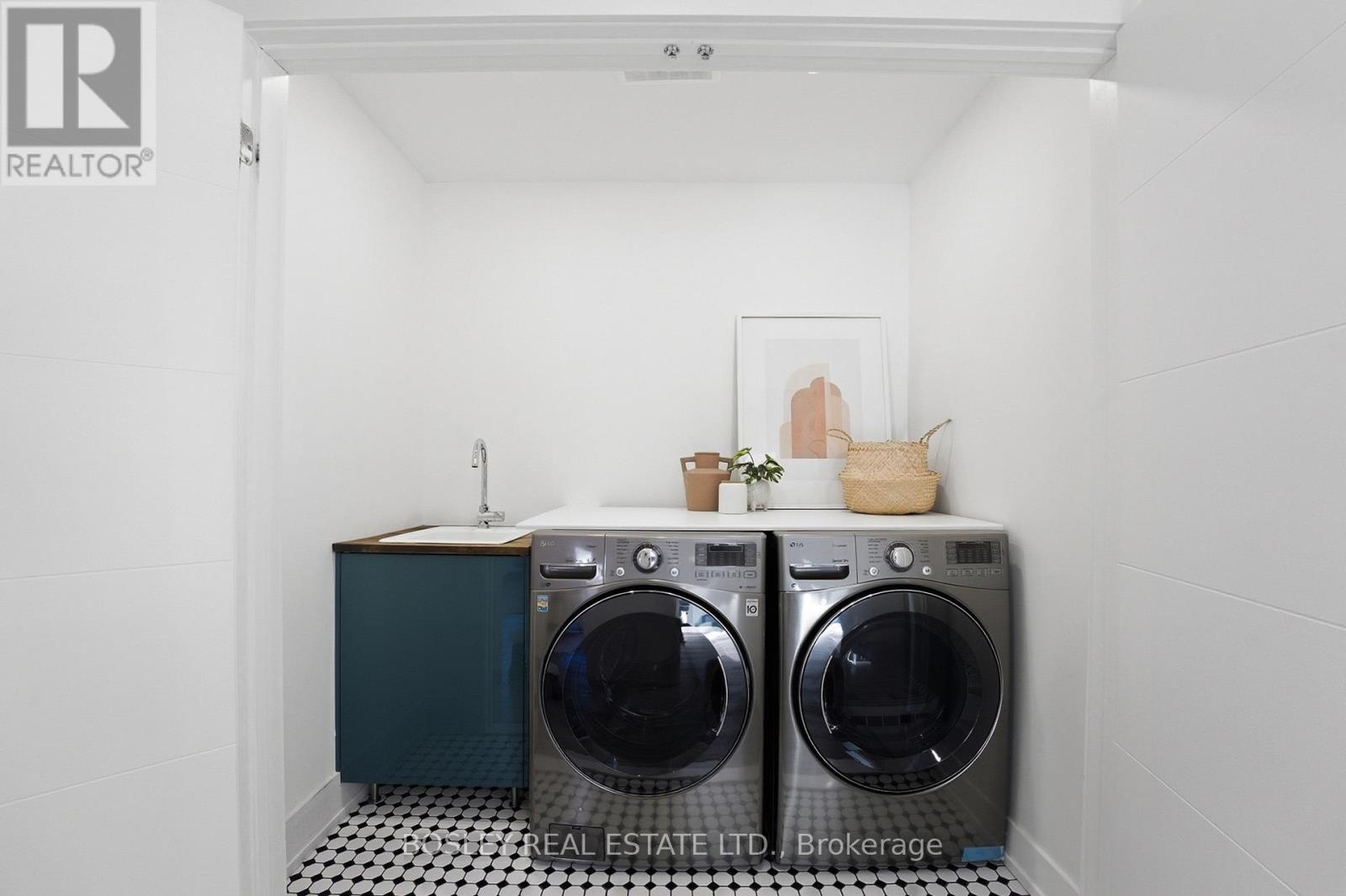 23 White Birch Road, Toronto (birchcliffe-cliffside), Ontario