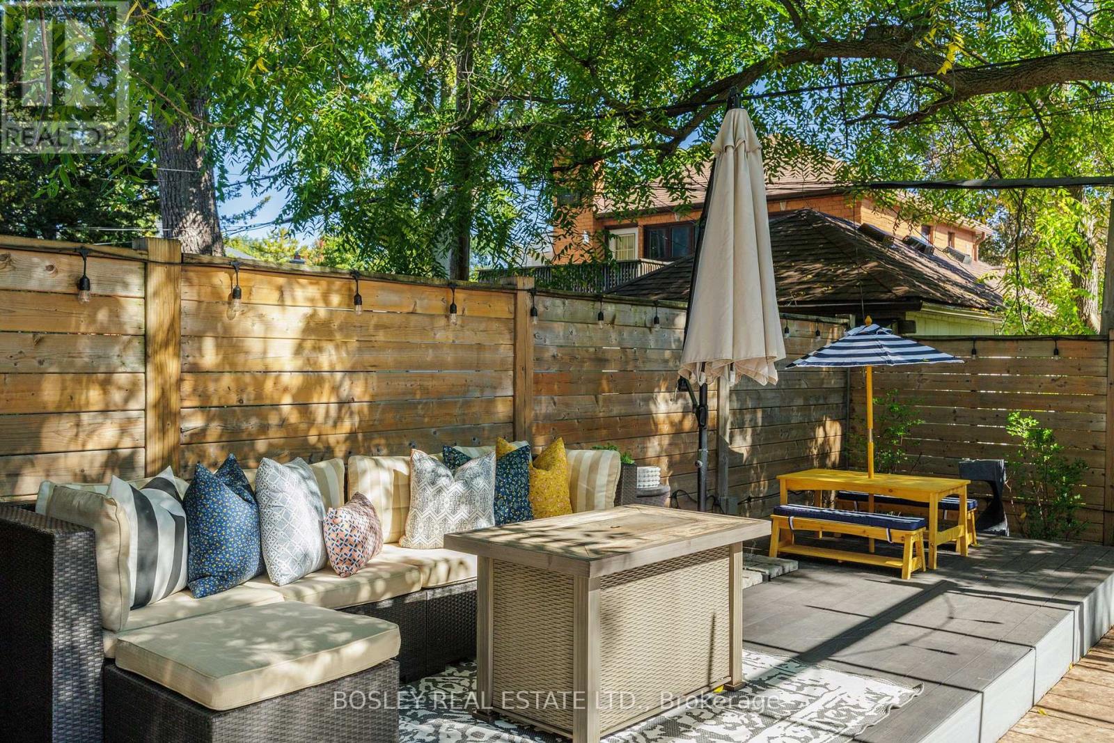 23 White Birch Road, Toronto (birchcliffe-cliffside), Ontario