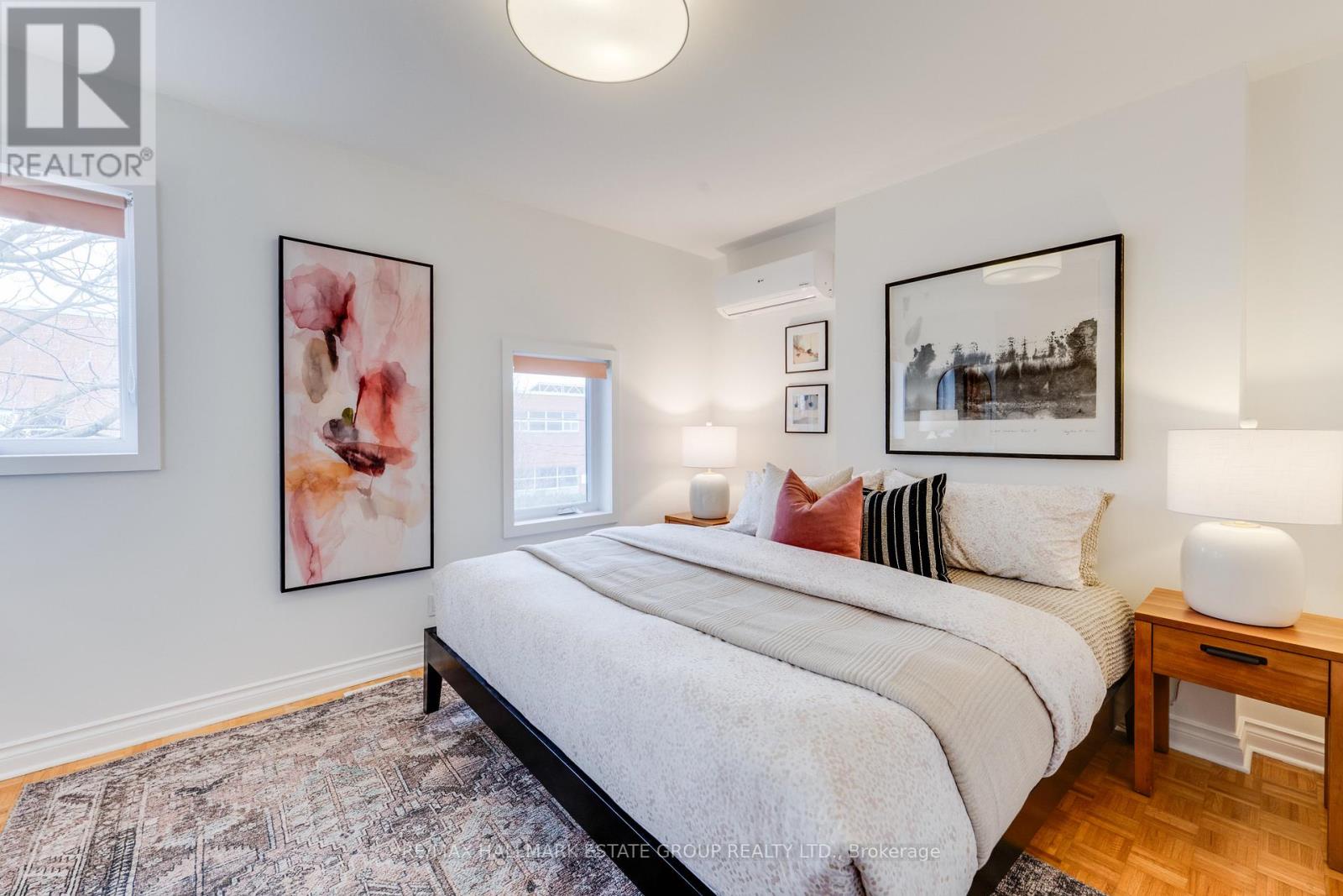 4 Adrian Avenue, Toronto (weston-pellam Park), Ontario