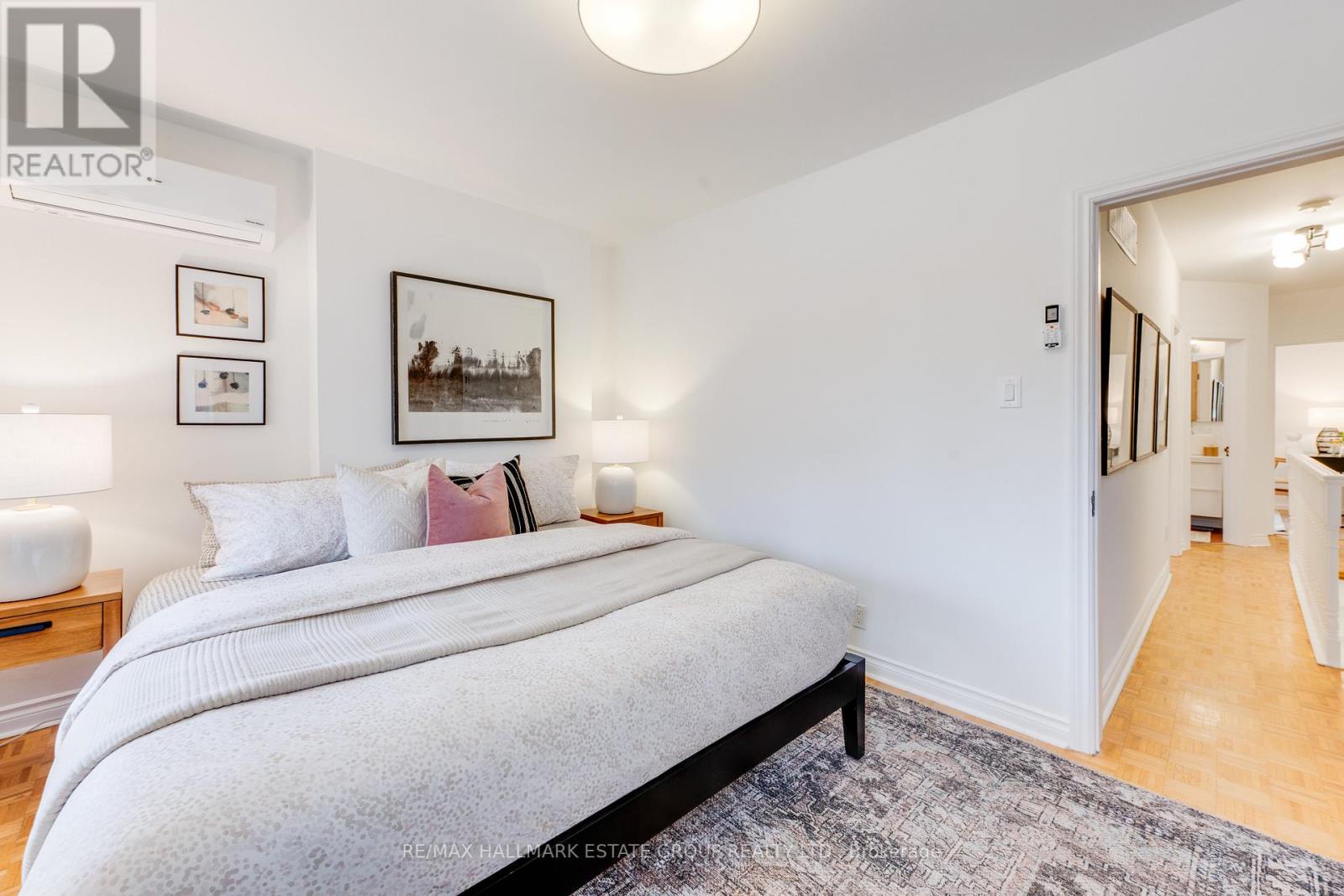 4 Adrian Avenue, Toronto (weston-pellam Park), Ontario