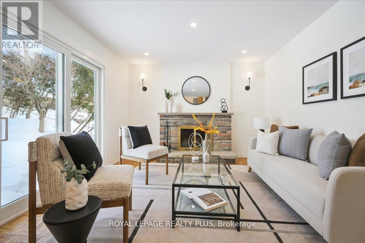 3655 Burnbrae Drive, Mississauga (erindale), Ontario