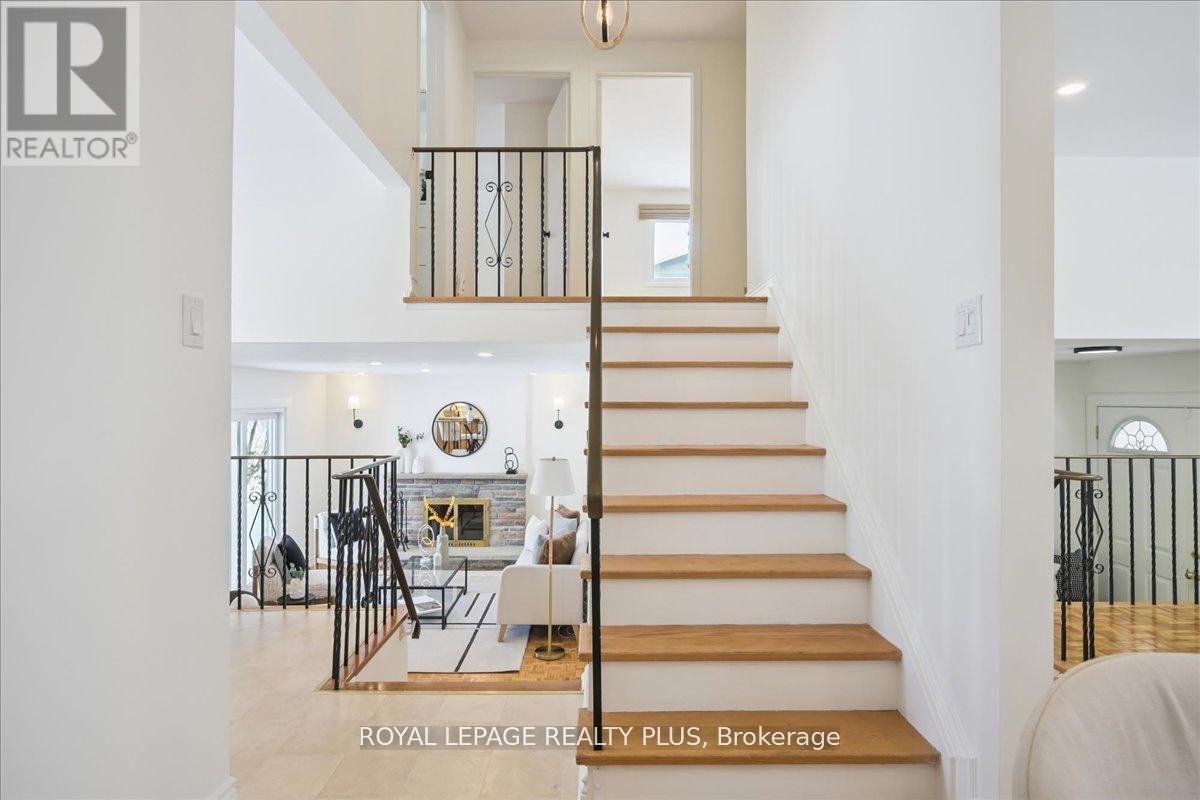 3655 Burnbrae Drive, Mississauga (erindale), Ontario