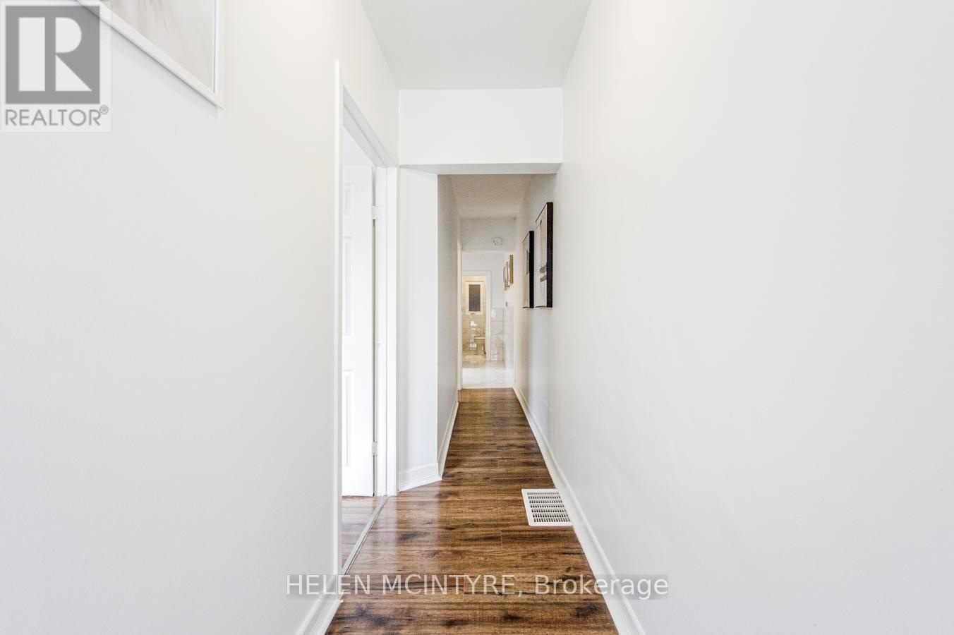 2 Birch Tree Crescent, Toronto (mount Dennis), Ontario