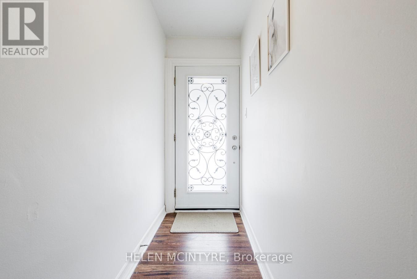 2 Birch Tree Crescent, Toronto (mount Dennis), Ontario