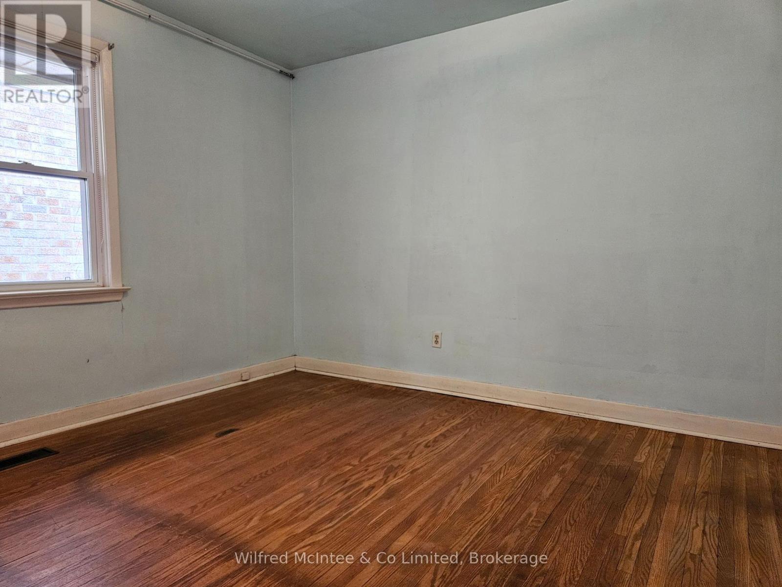 69 Haliburton Avenue, Toronto (islington-city Centre West), Ontario