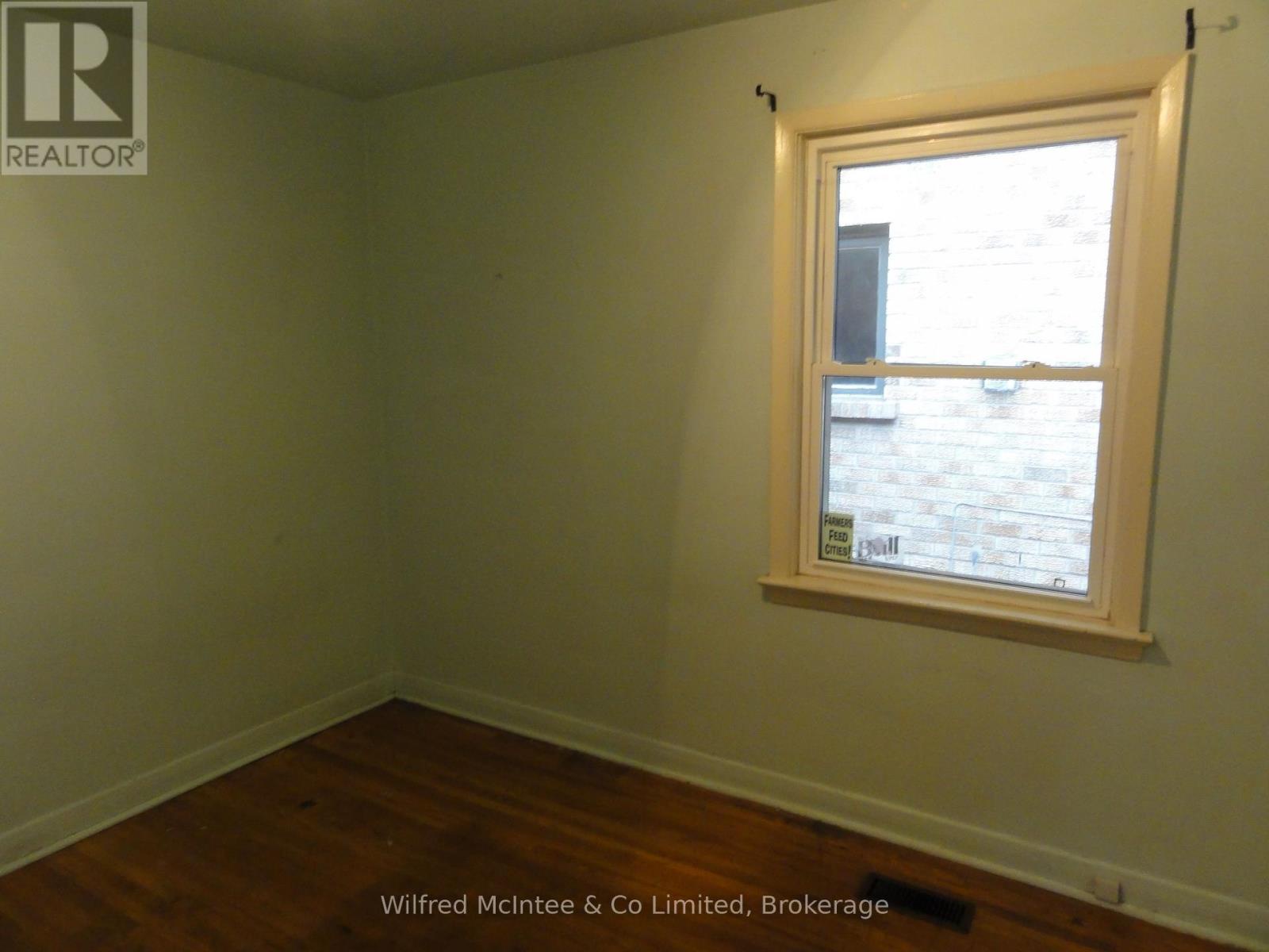 69 Haliburton Avenue, Toronto (islington-city Centre West), Ontario