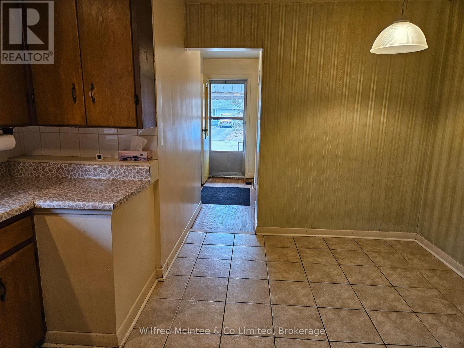 69 Haliburton Avenue, Toronto (islington-city Centre West), Ontario