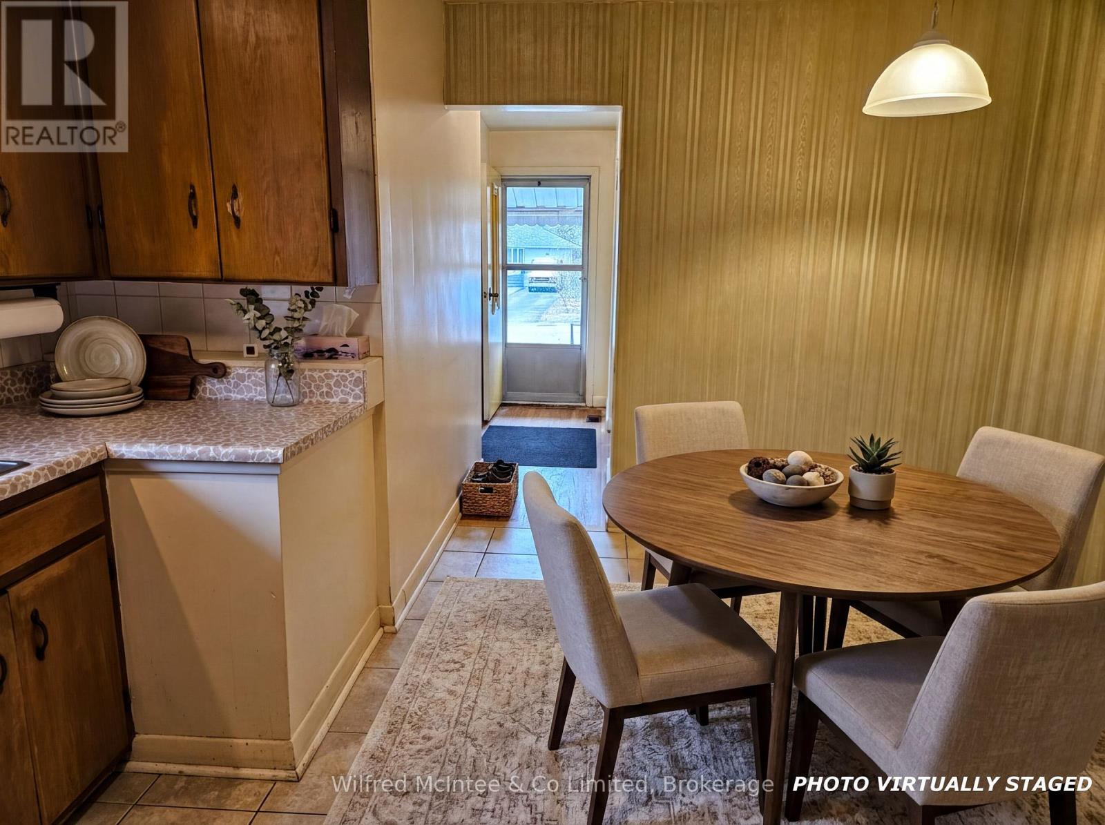 69 Haliburton Avenue, Toronto (islington-city Centre West), Ontario