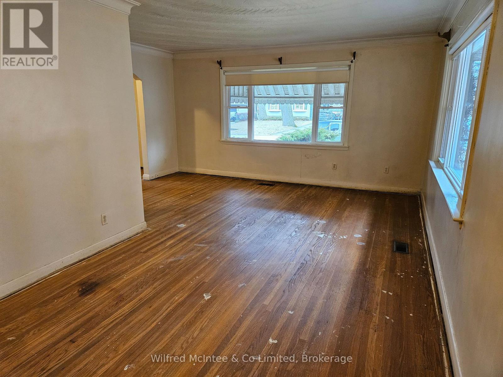 69 Haliburton Avenue, Toronto (islington-city Centre West), Ontario