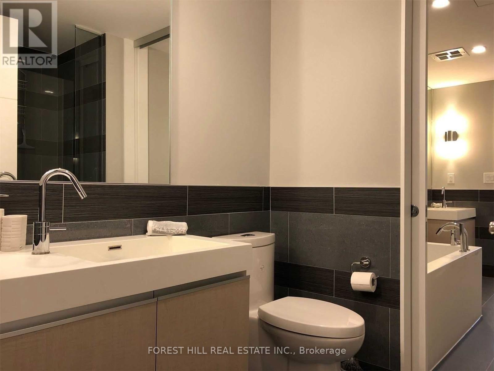 1702 - 390 Cherry Street, Toronto (waterfront Communities), Ontario