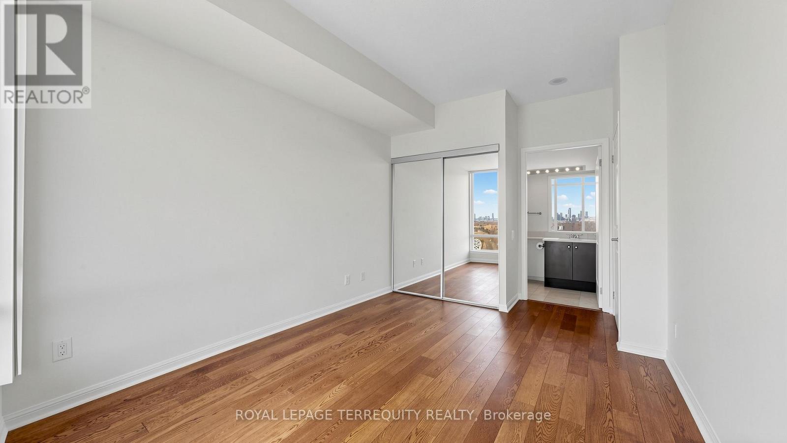 2205 - 15 Windermere Avenue, Toronto (high Park-swansea), Ontario