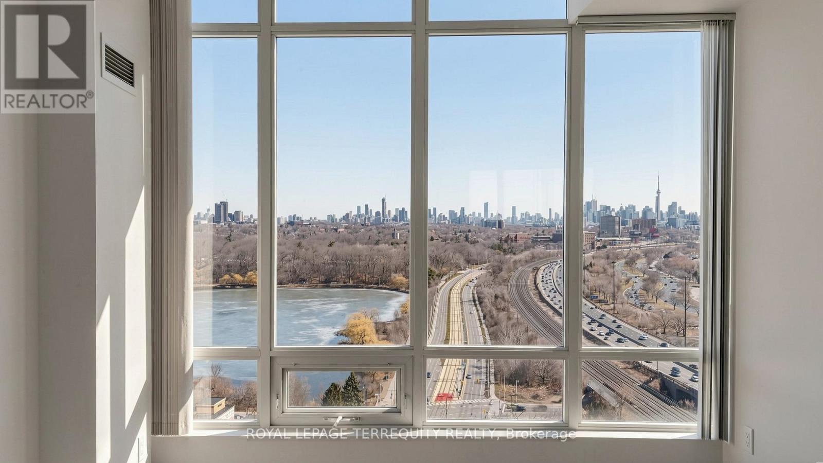 2205 - 15 Windermere Avenue, Toronto (high Park-swansea), Ontario