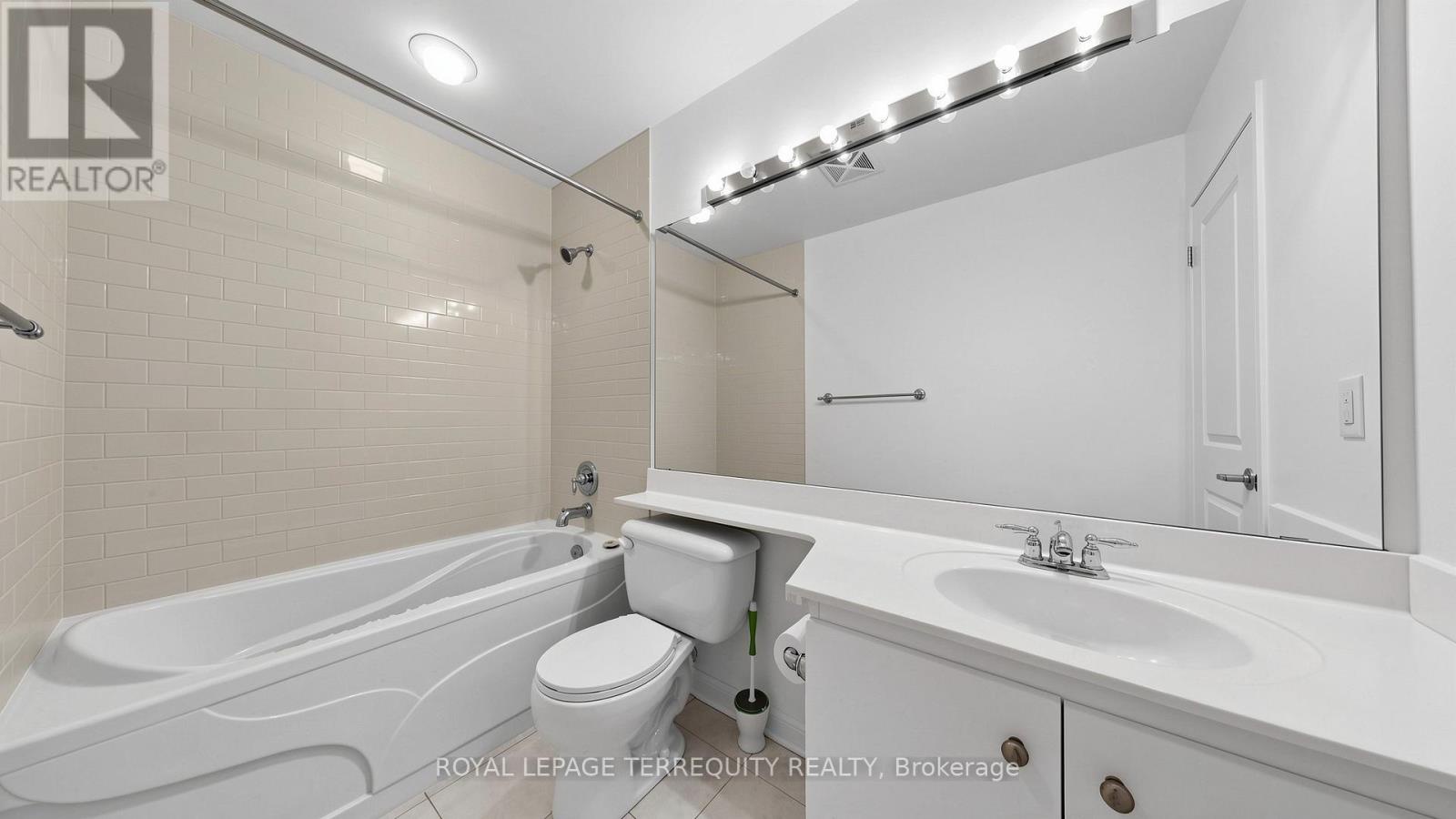 2205 - 15 Windermere Avenue, Toronto (high Park-swansea), Ontario