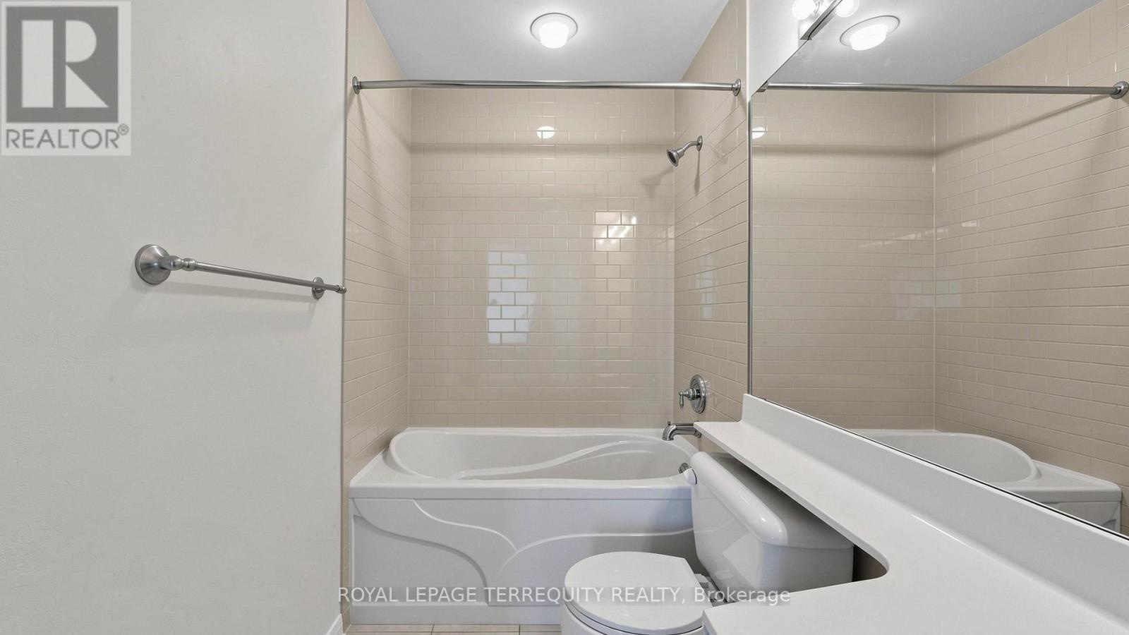 2205 - 15 Windermere Avenue, Toronto (high Park-swansea), Ontario