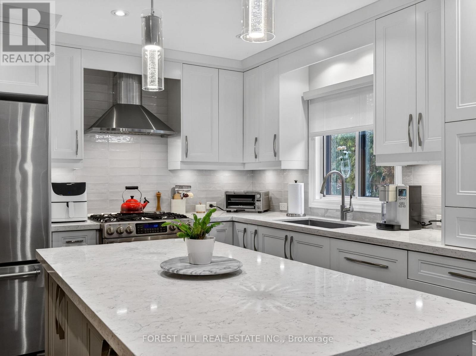 37 Artisan Place, Toronto (hillcrest Village), Ontario