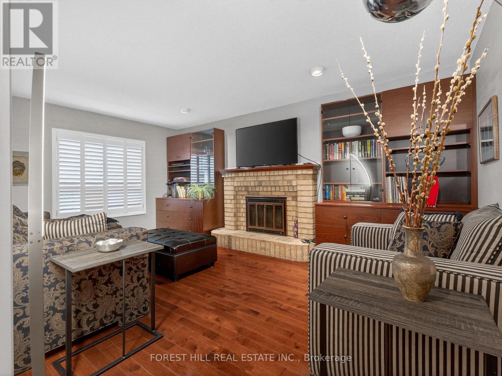 37 Artisan Place, Toronto (hillcrest Village), Ontario