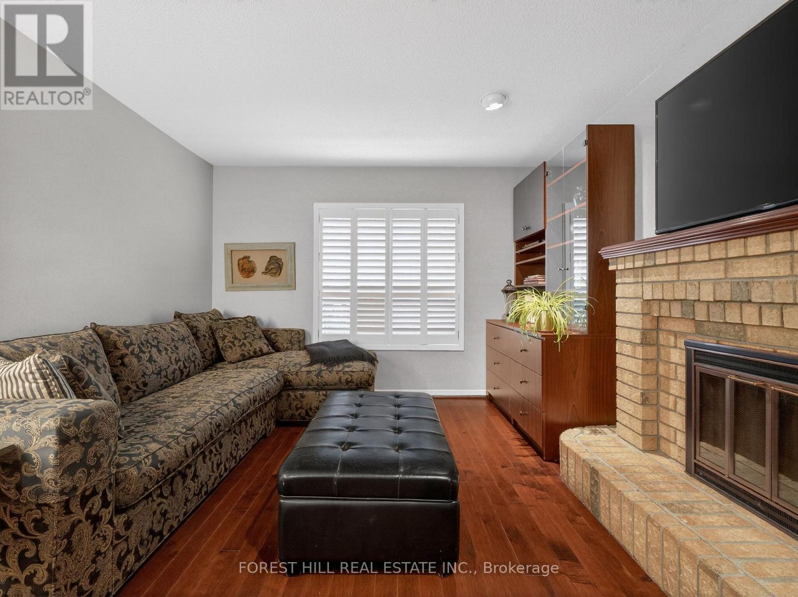 37 Artisan Place, Toronto (hillcrest Village), Ontario