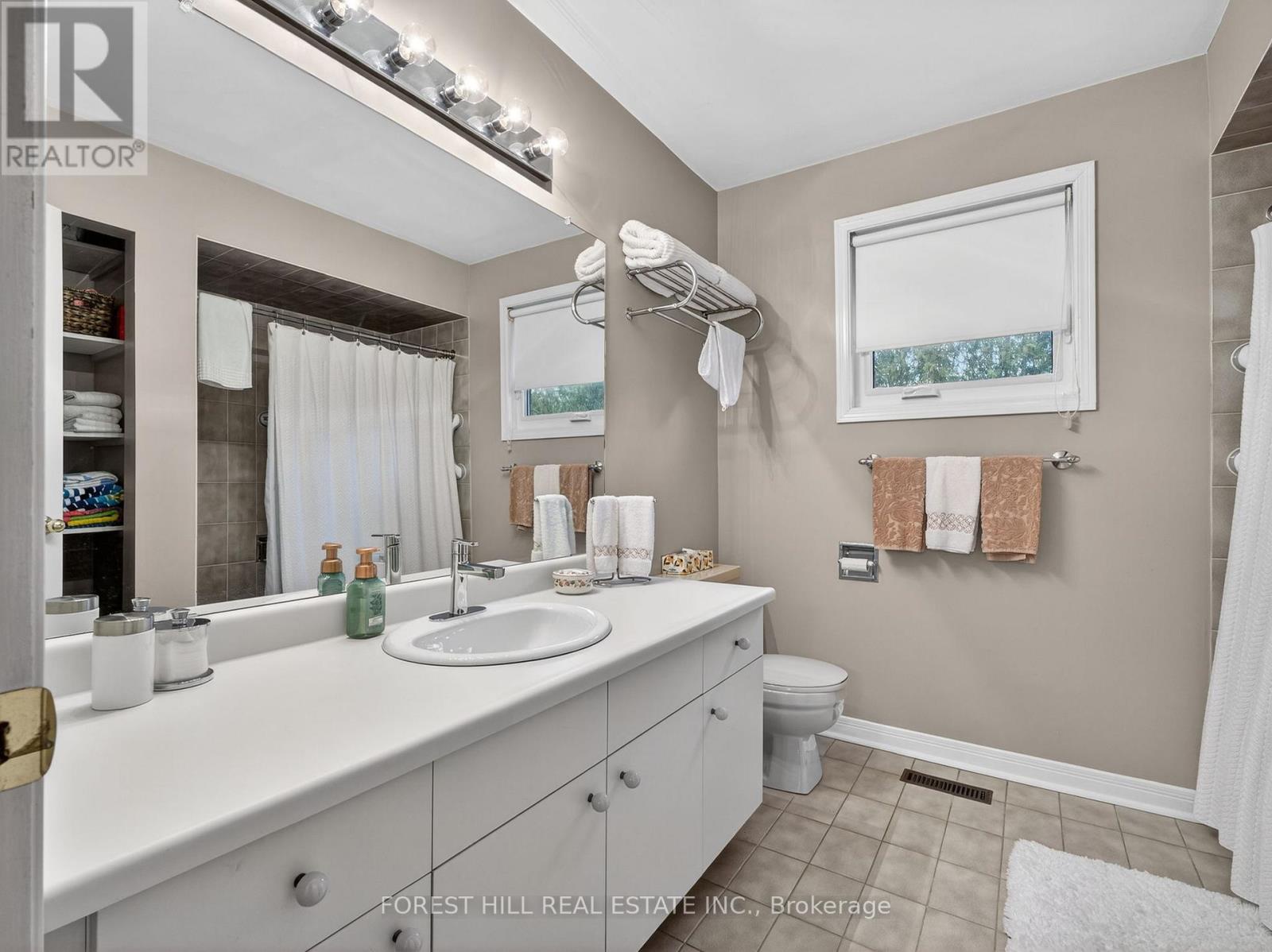 37 Artisan Place, Toronto (hillcrest Village), Ontario