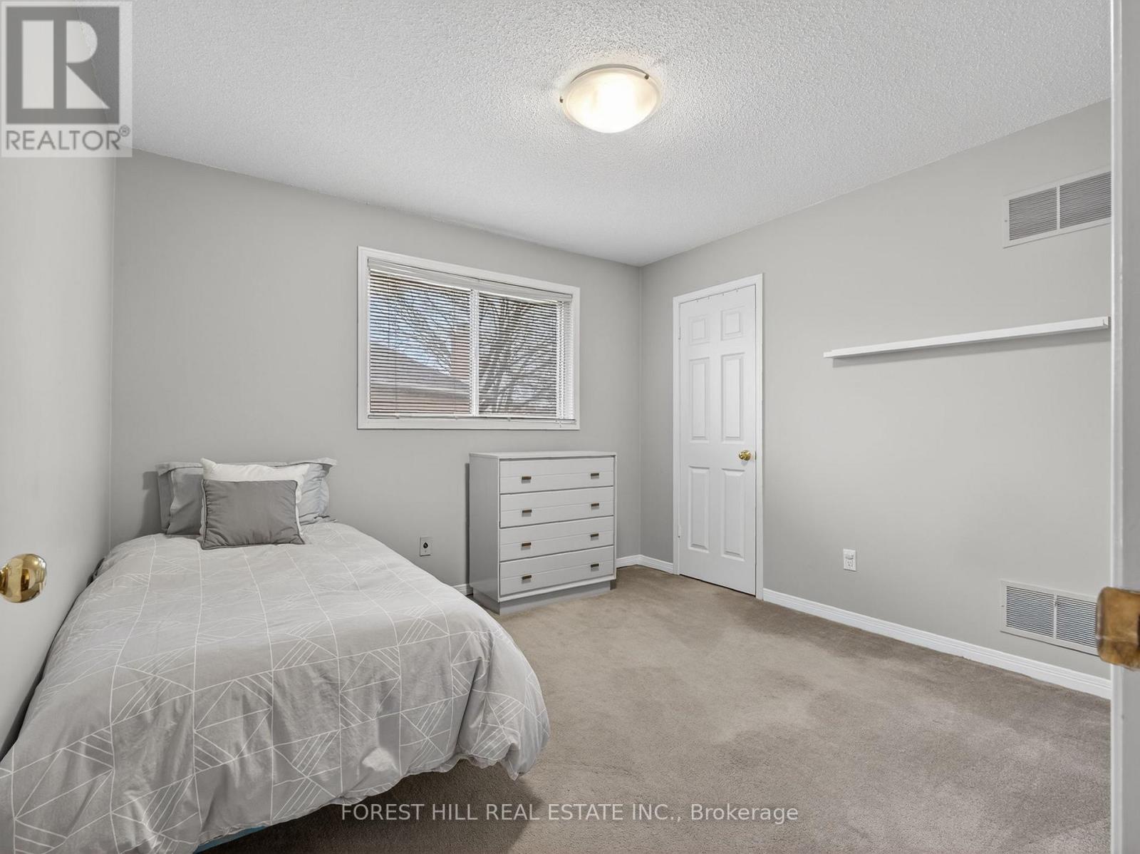 37 Artisan Place, Toronto (hillcrest Village), Ontario