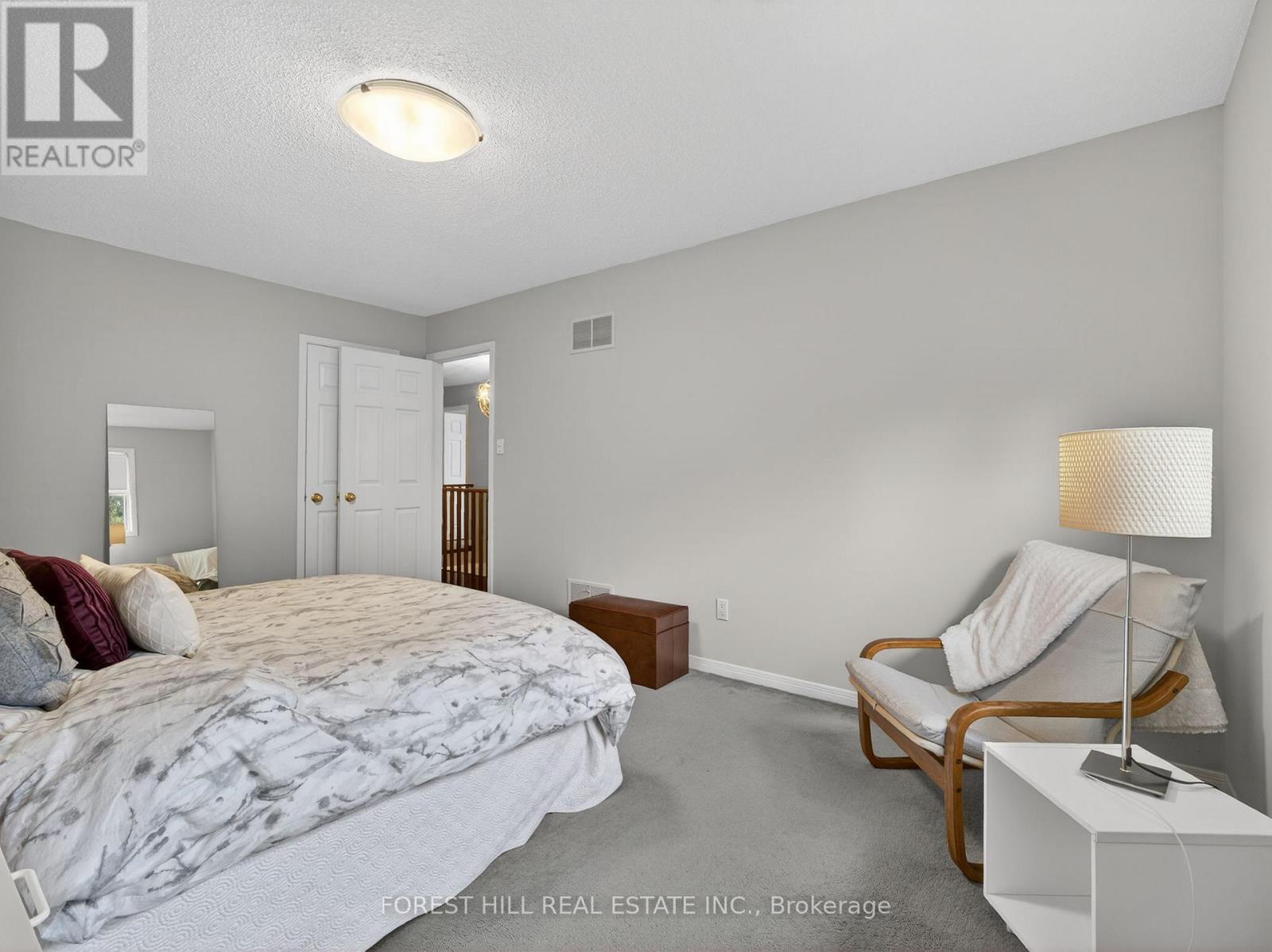 37 Artisan Place, Toronto (hillcrest Village), Ontario