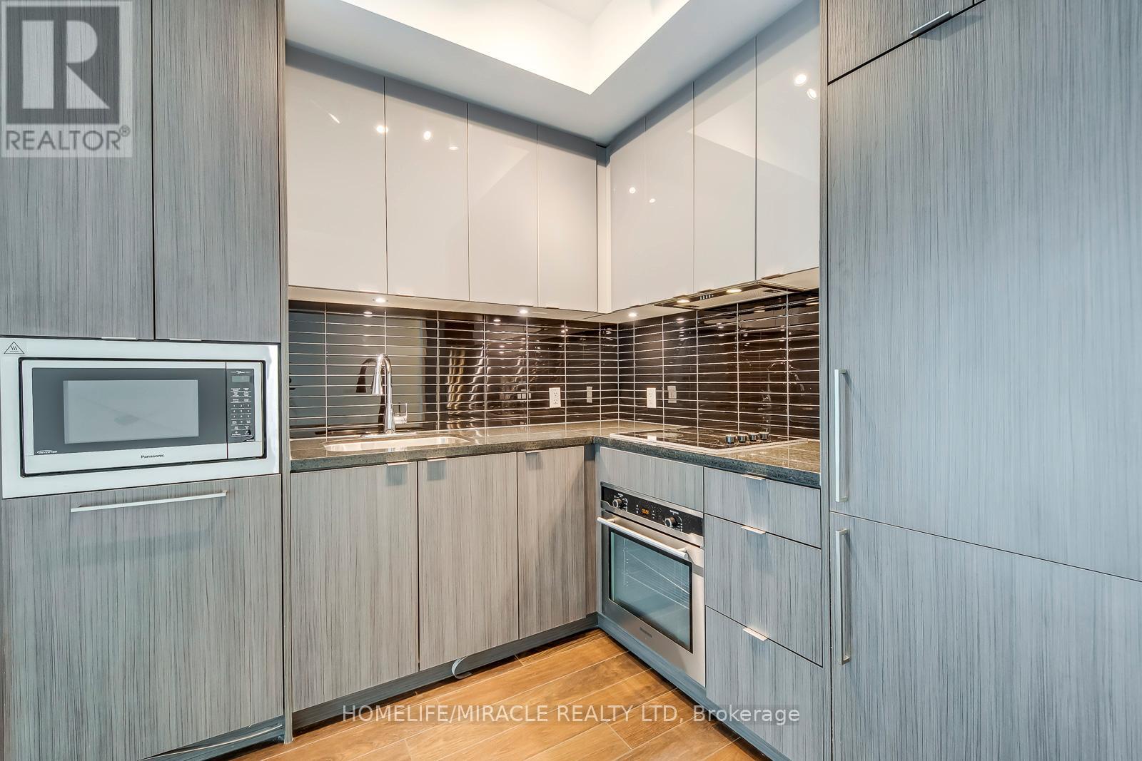 3210 - 125 Blue Jays Way, Toronto (waterfront Communities), Ontario